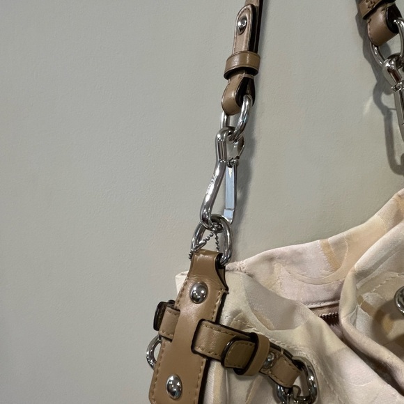 COACH Carly Hobo Bag Authentic A1193-F16620 - Picture 8 of 12